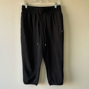 Xersion Cropped Joggers Small